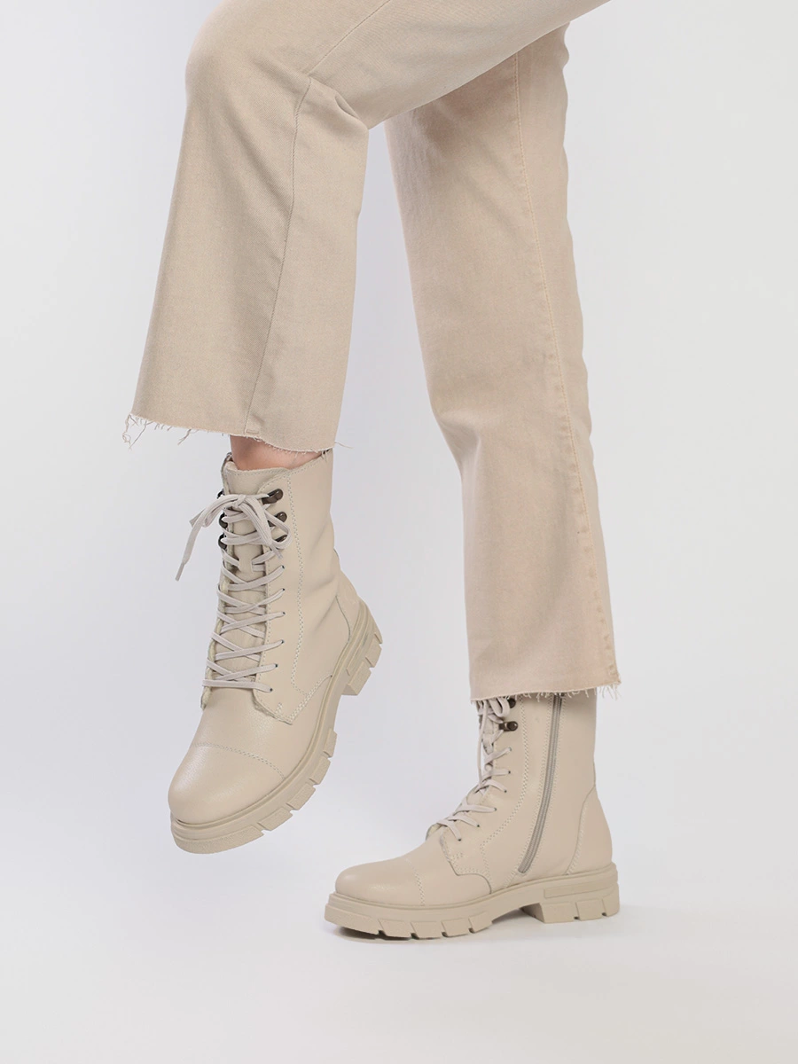 Ботинки-дерби бежевого цвета с отрезным носком
